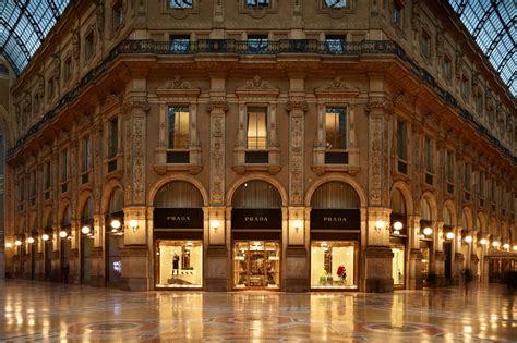 gallerie vittorio emanuelle fondazione prada|the prada galleria.